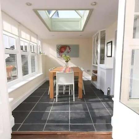 Trevan House, Bay Holidays Holiday home *